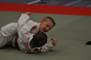 Foto 1 tuimeljudoka in de leeftijd 4-5 jaar op het OHWJK