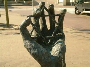 hand_640x480