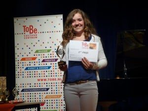 150411 ToBe Muziekconcours HW eerste prijs 12-17 Noa Luijendijk