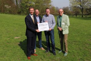 Overhandiging cheque parkdagen