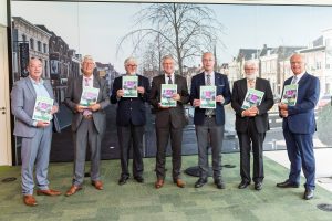 Wilko van Tilborg, Piet van Leenen, Bas Boelhouwers, Ben Pluimer, Gerard den Boer, Dick Groeneweg, Henk van Etten.