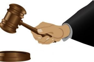 rechtbank-hamer-450x300