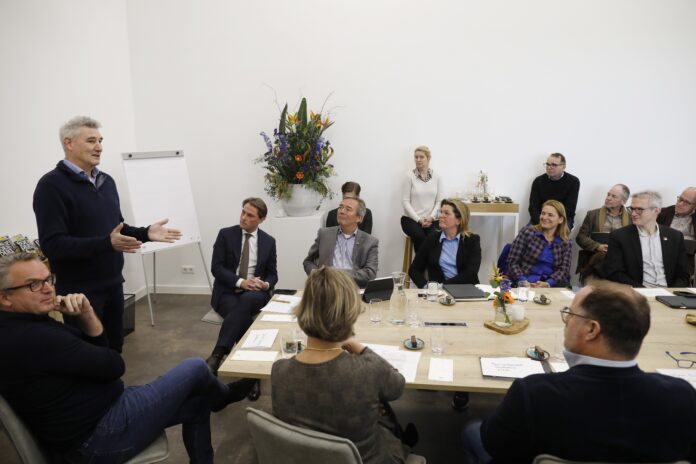 Werkbezoek minister Van der Wal aan Zuid Holland en Utrecht