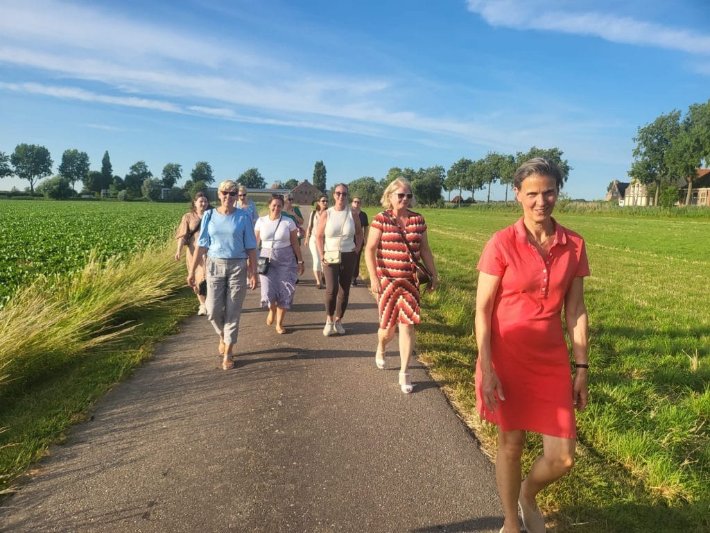 Laat je inspireren door de eerste vrouw in de Tweede Kamer uit Strijensas en doe mee met de lokale p