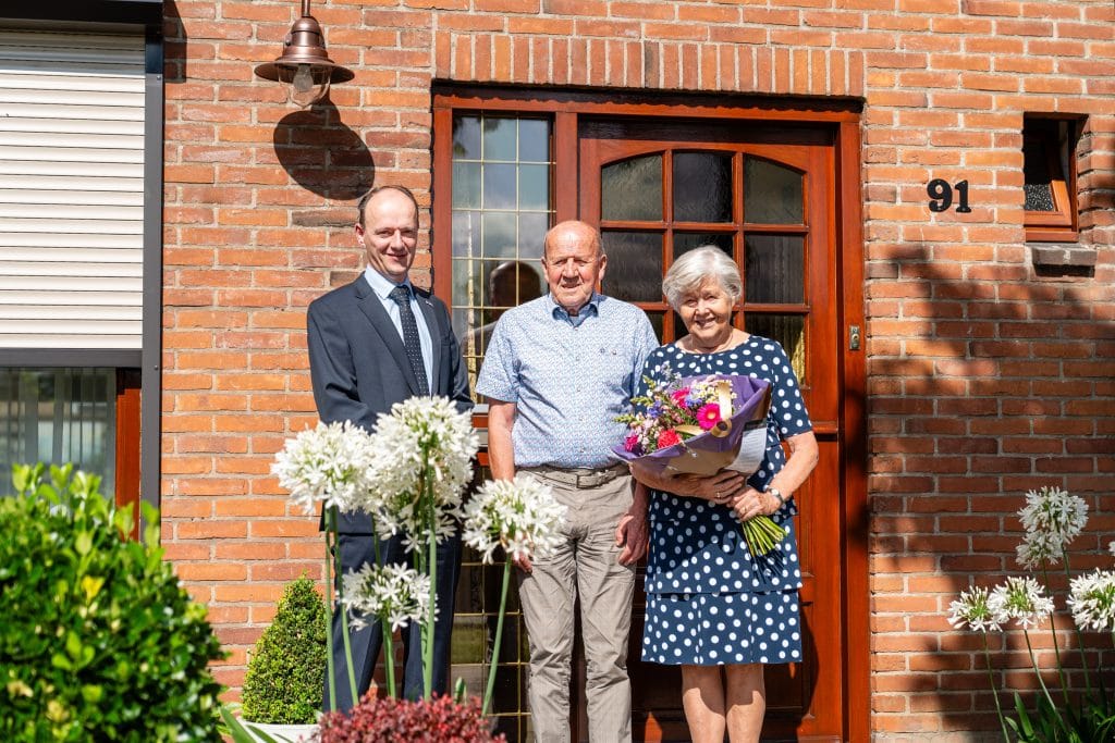 Felicitaties voor diamanten echtpaar Van de Griend-Dubbeldam uit Numansdorp