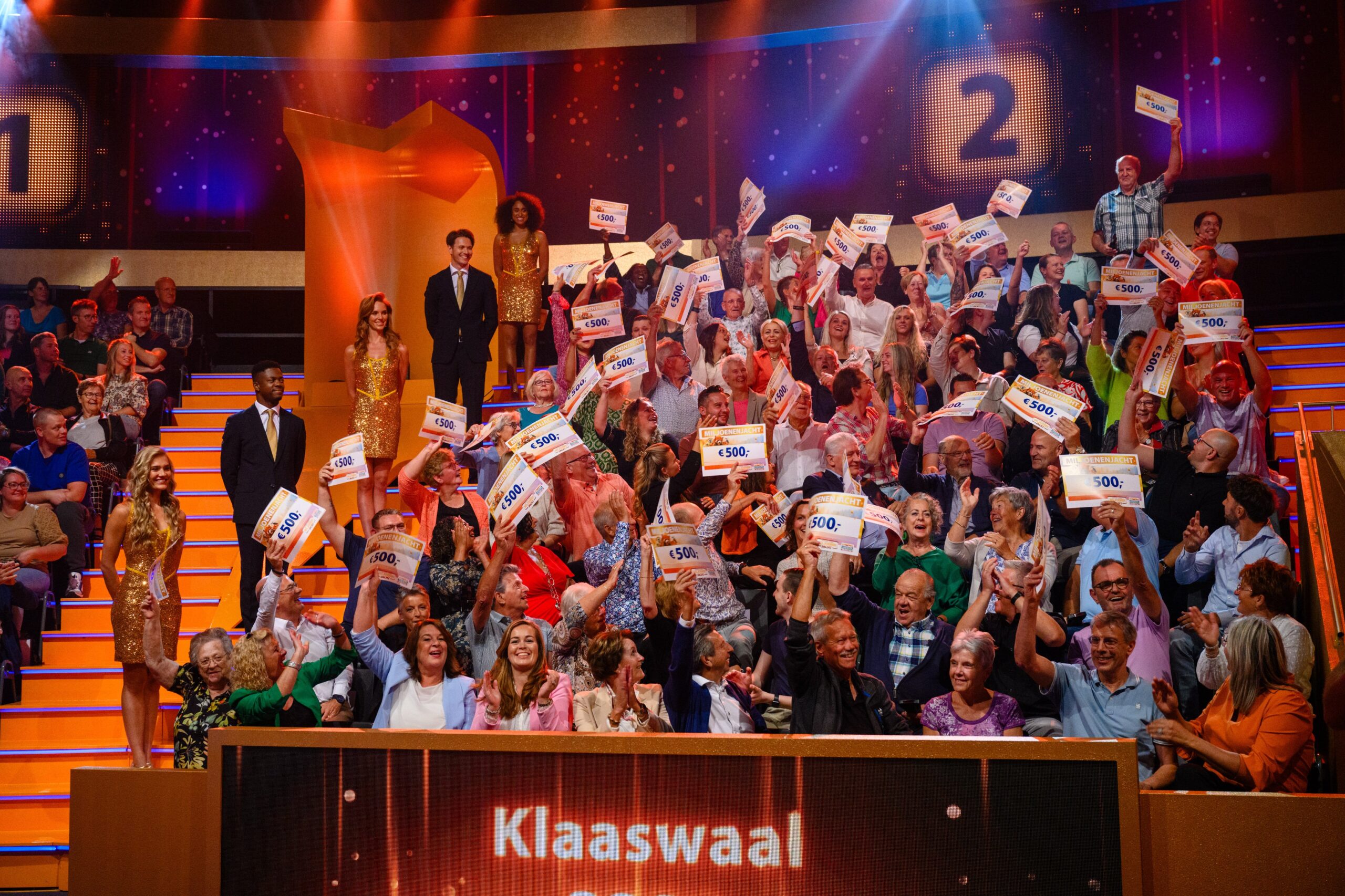 Inwoners Klaaswaal winnen samen 25.000 euro bij tv-show Miljoenenjacht ...