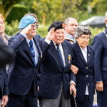 Jaarlijkse herdenking voor gesneuvelde militairen bij Indië-monument in Puttershoek