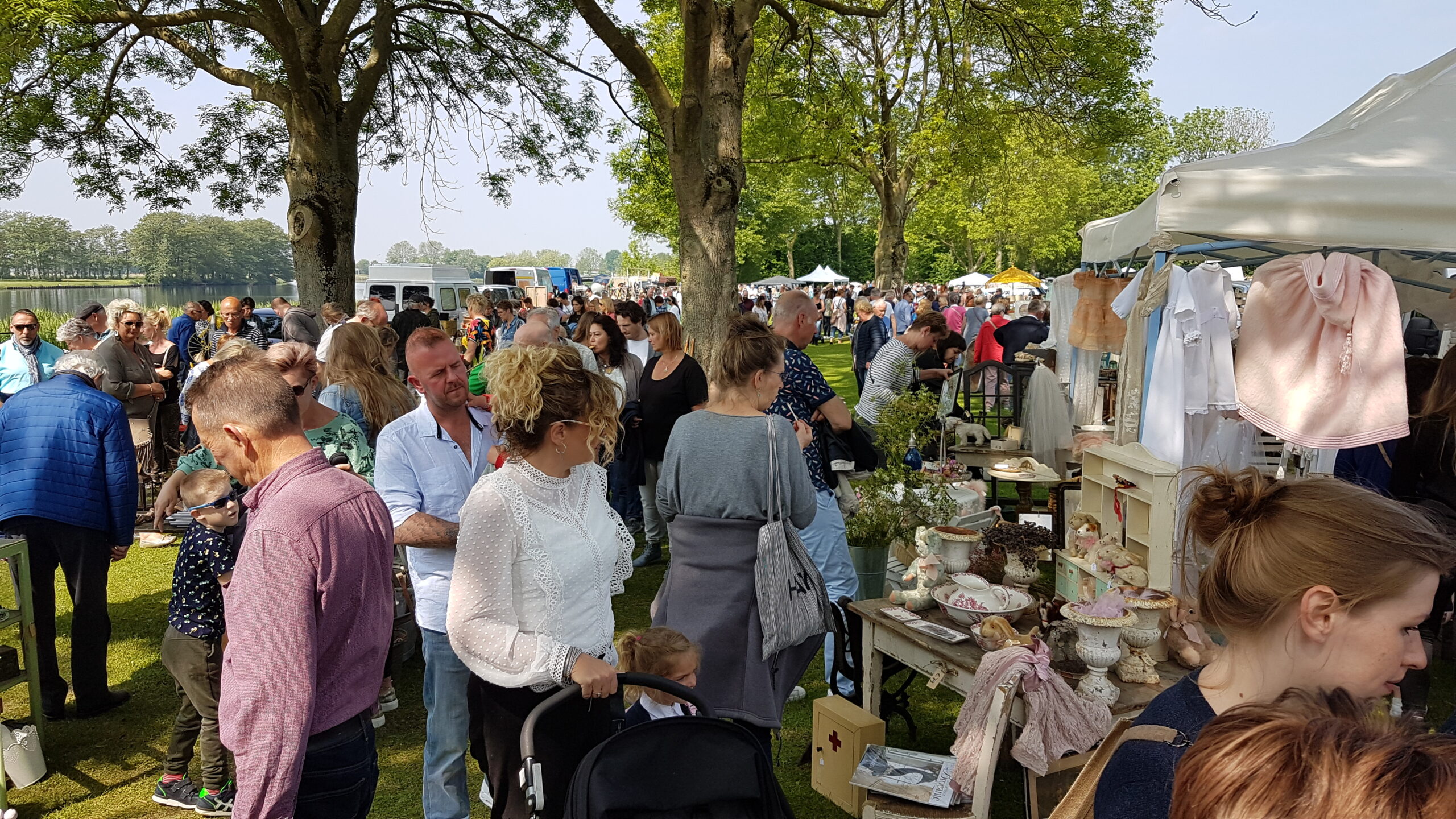 Zaterdag 17 mei – Brocante Markt Klein Frankrijk op het Recreatieoord Binnenmaas