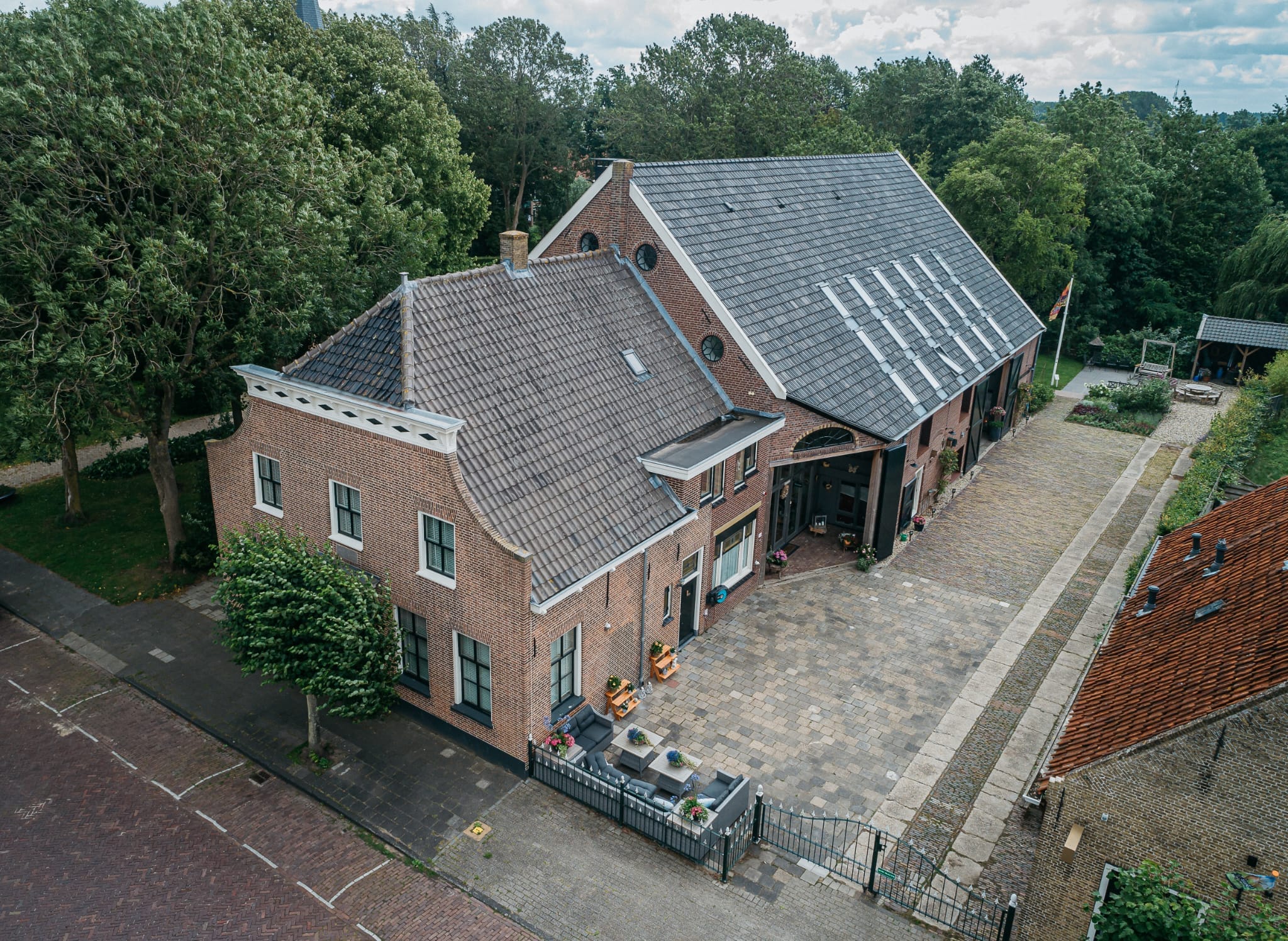 Herbergier Piershil viert 10-jarig jubileum
