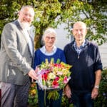 Wethouder Steen samen Echtpaar Smit-Baardman - Foto Jeffrey Groeneweg