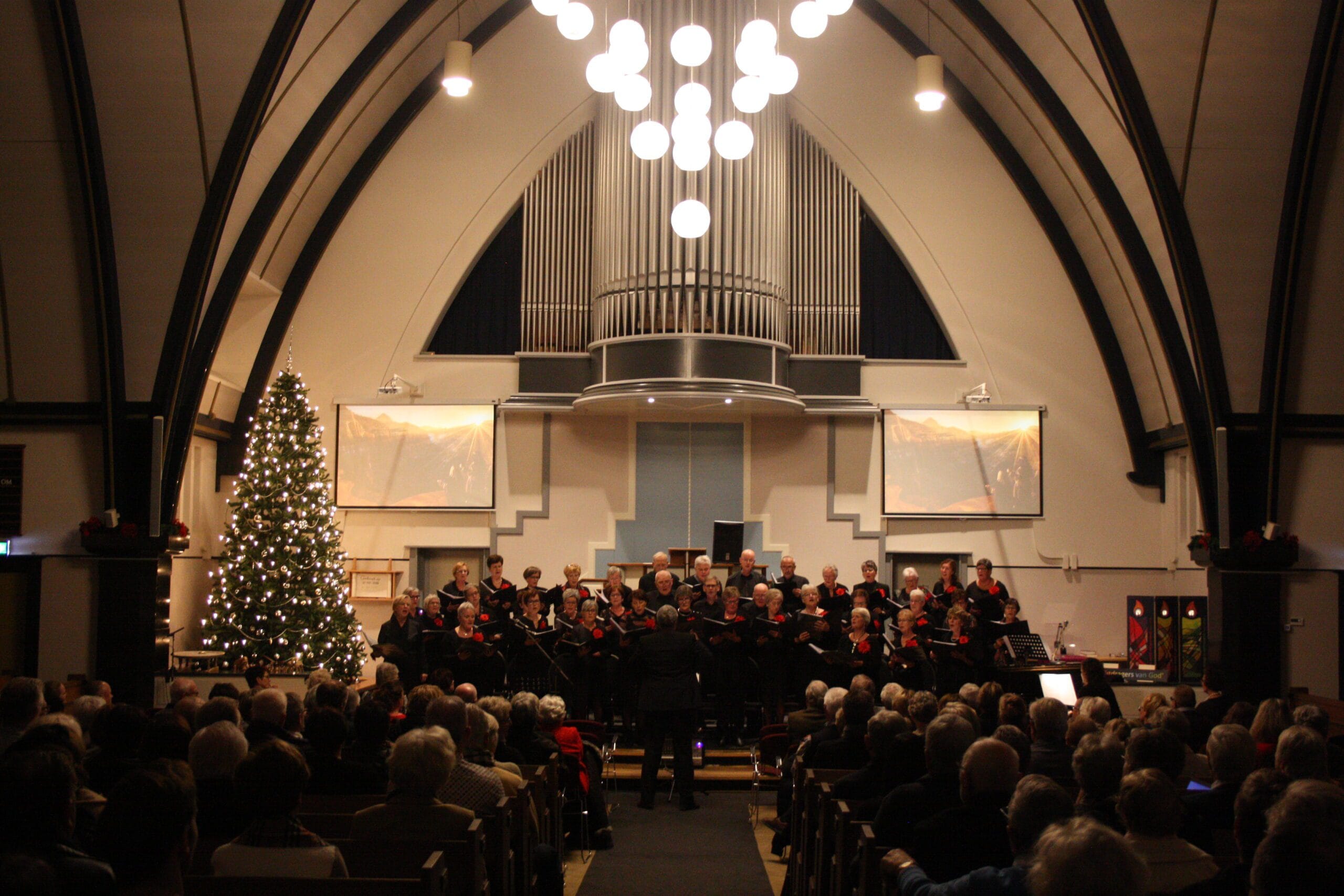 Koor “INSPIRATION” geeft jaarlijks Kerstconcert in Zuid-Beijerland