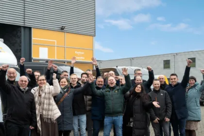 Tassengroothandel Dugros neemt Vlot B.V. over!