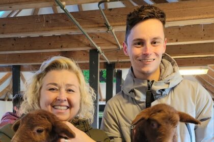 Dubbel geboortefeest op Kinderboerderij De Boezemvriend