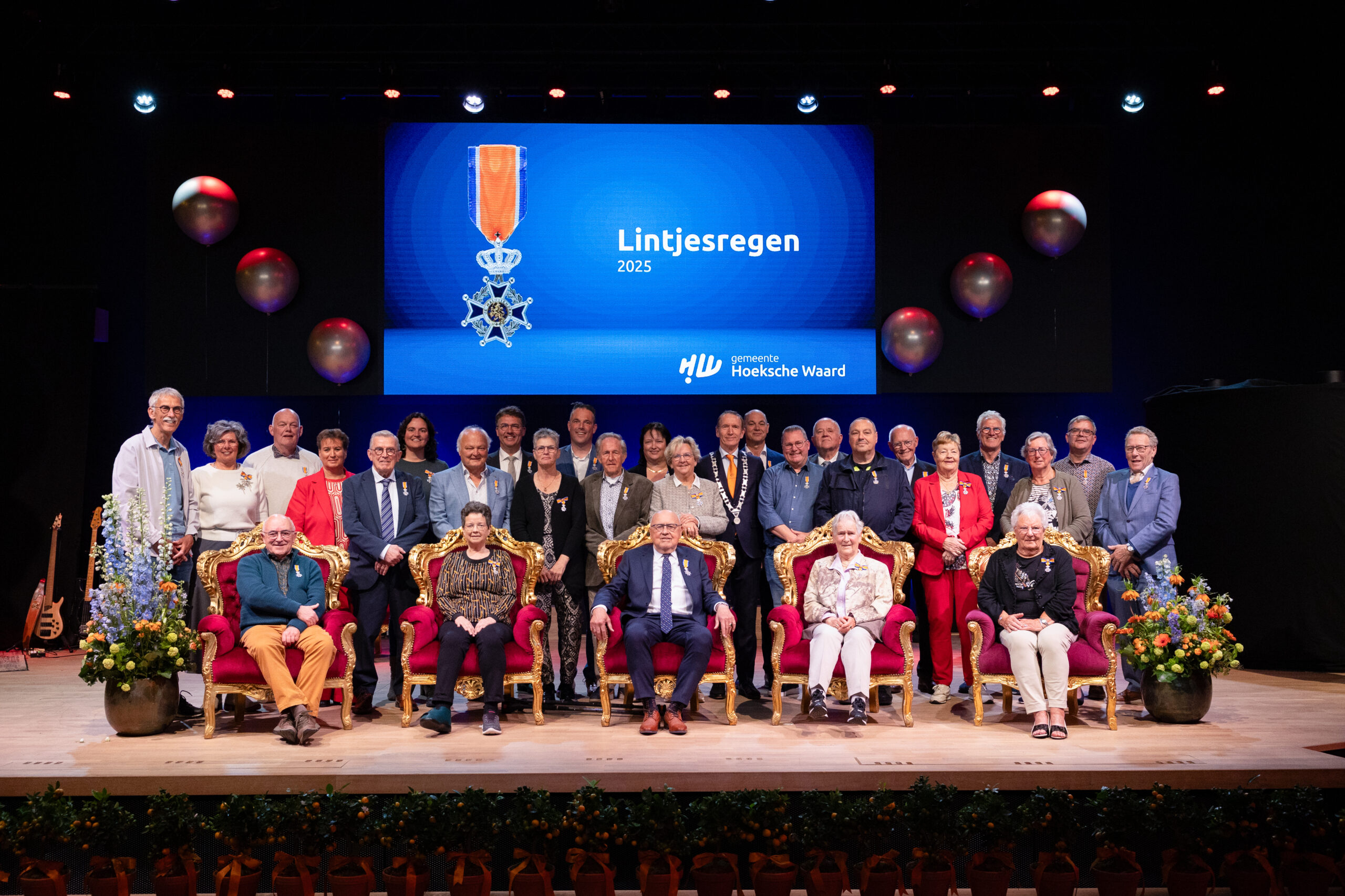 Koninklijke lintjesregen: 29 Hoekschewaarders in het zonnetje gezet