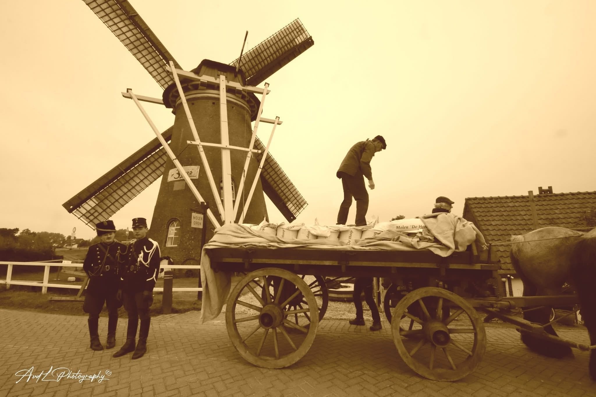Indrukwekkend historisch graantransport op 2e Paasdag in Puttershoek