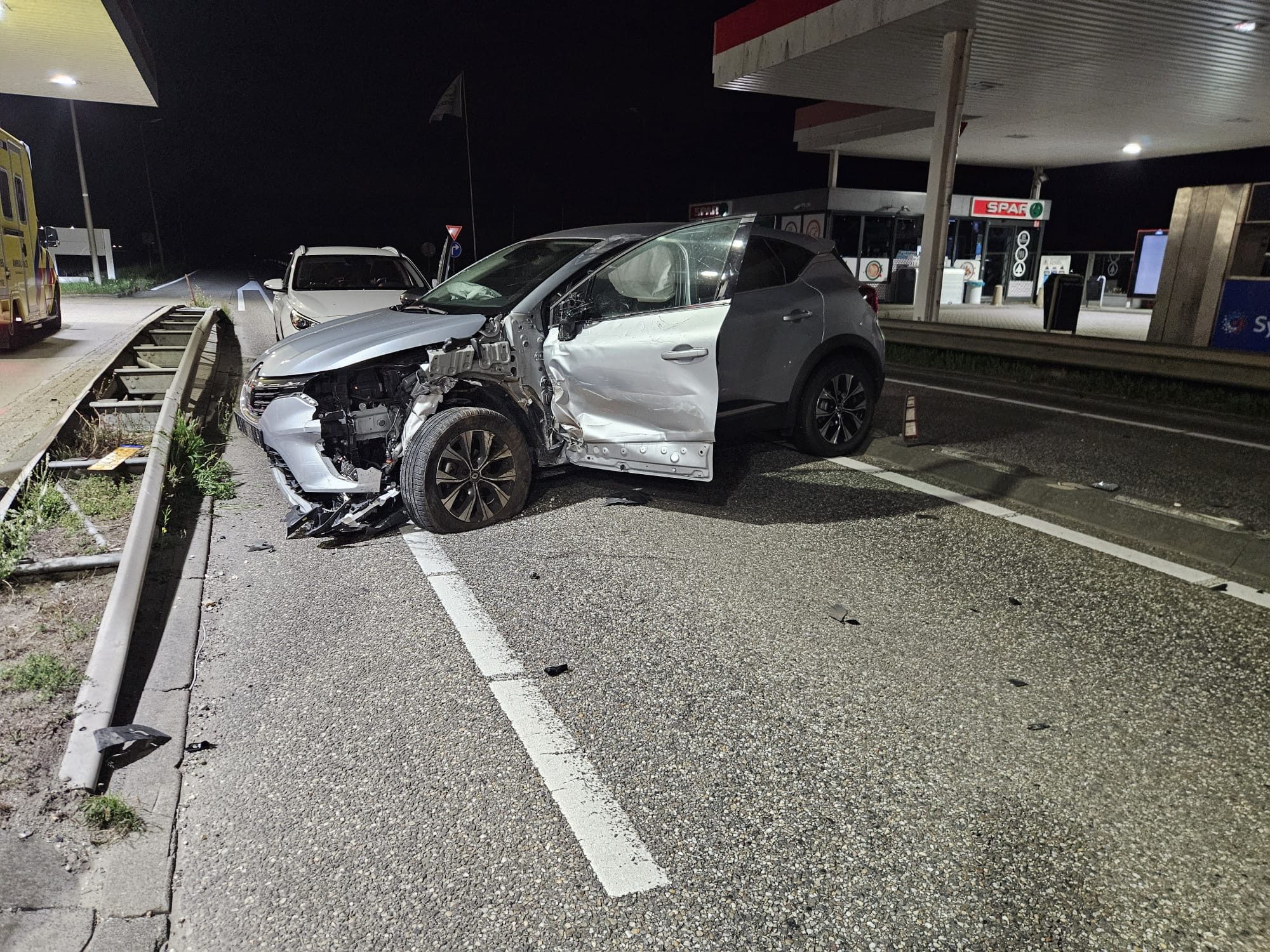 Update: Ongeval met letsel op N217 in Mijnsheerenland, hulpdiensten uitgerukt