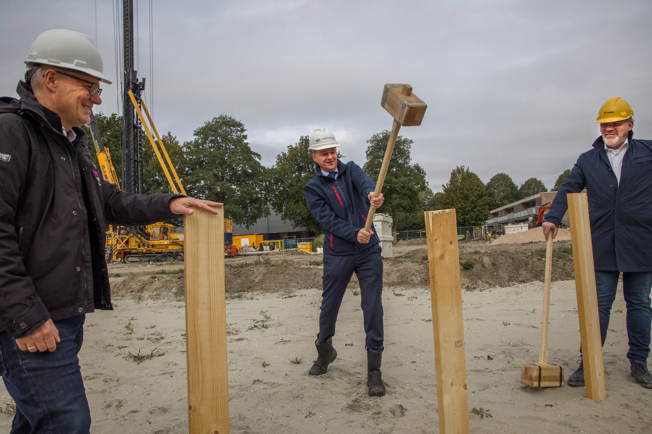 Bouw van 72 huurappartementen gestart op locatie voormalig verzorgingshuis ’t Huys te Hoecke