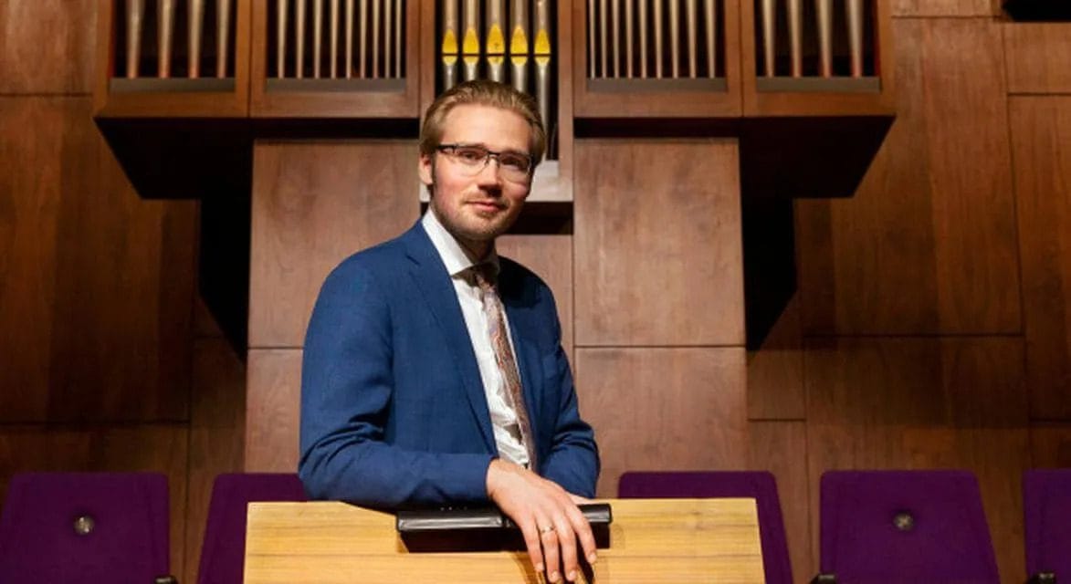 Orgelconcert door Adriaan Hoek in de Laurentiuskerk Mijnsheerenland.
