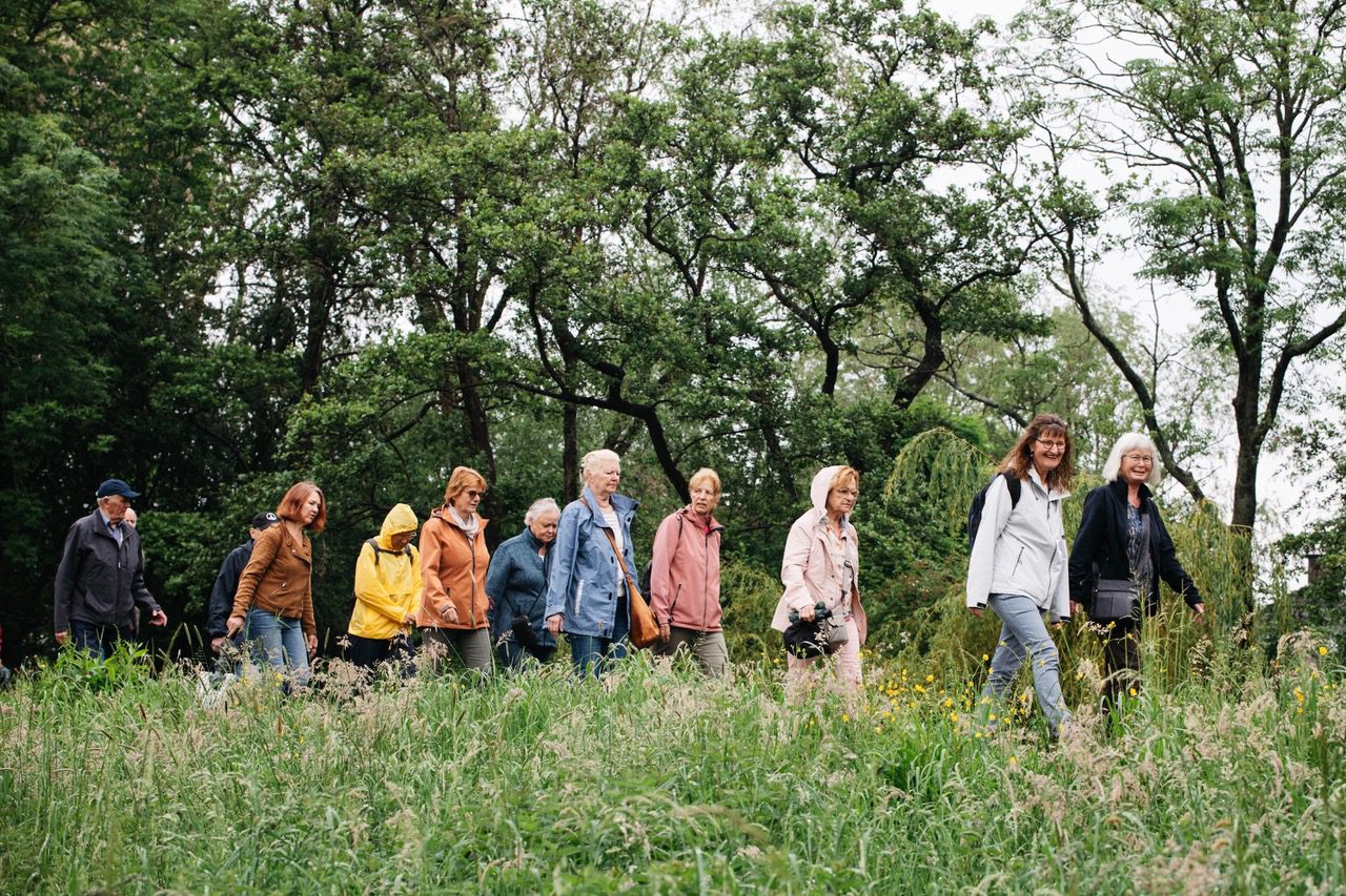 Gezond Natuur Wandelen organiseert tijdens Week tegen Eenzaamheid in Hoeksche Waard gezellige, gratis wandelingen