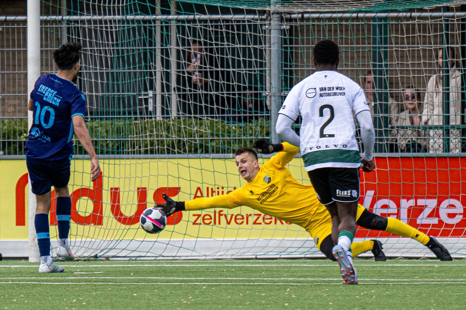 Heinenoord onderuit tegen SC Kruisland na late strafschop