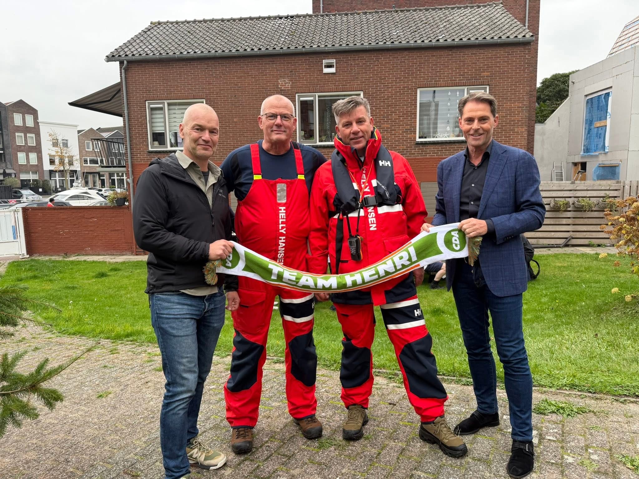 Dutch Marines Rowing Challenge meert aan in Oud-Beijerland: indrukwekkende tocht met bijzondere missie