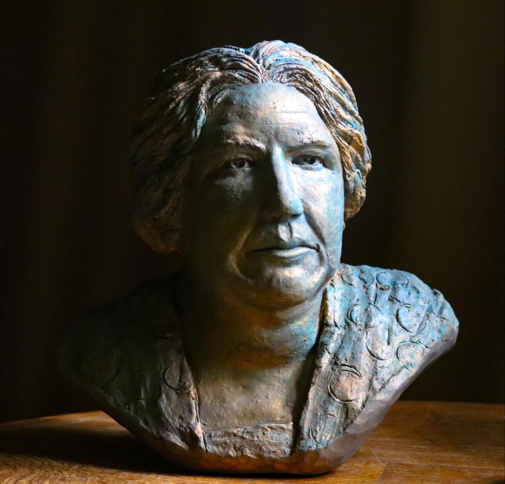 Beeld Suze Groeneweg krijgt een permanente plaats in Strijens museum