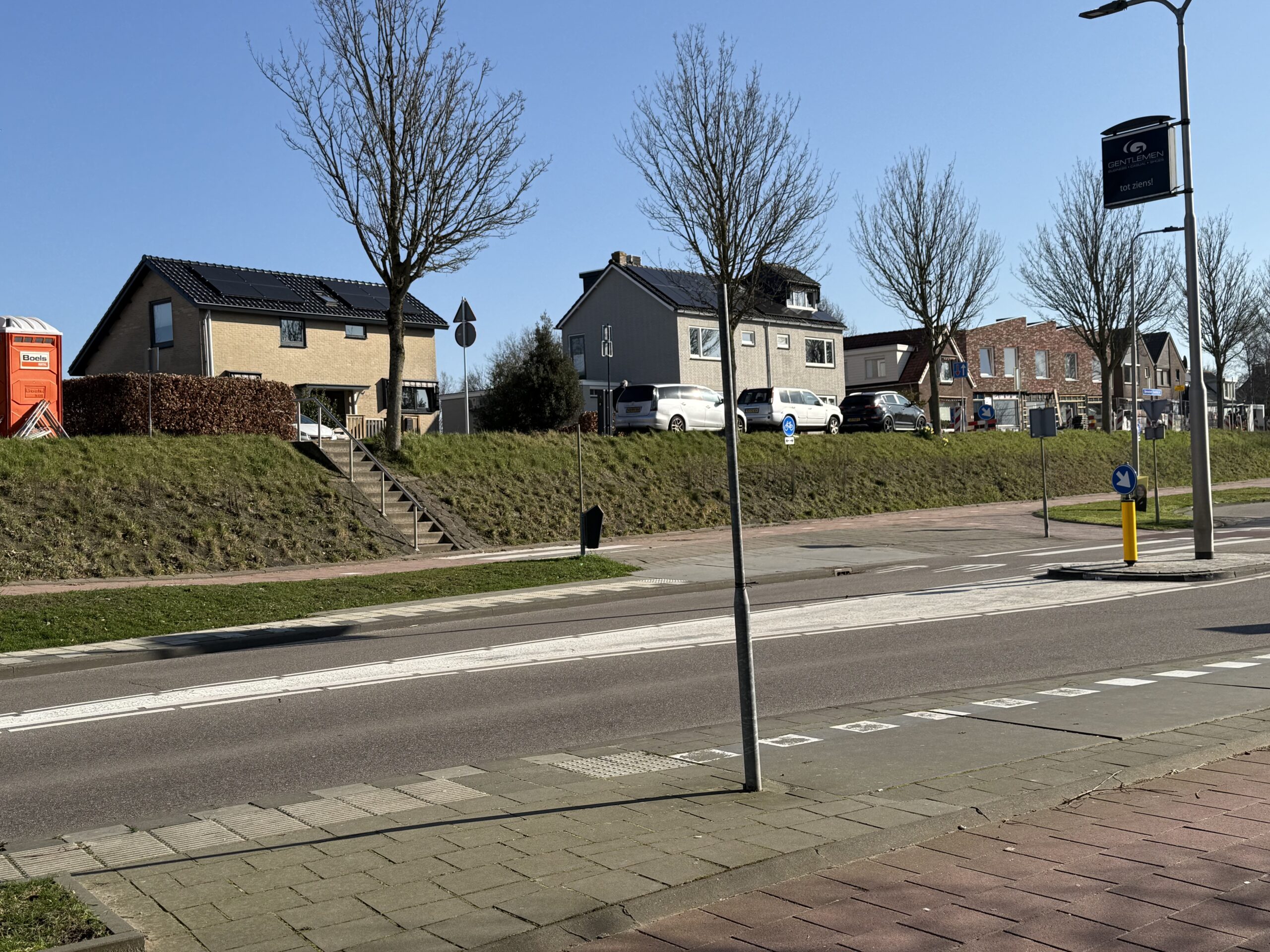 Halte naar de buitenwereld voor vele ouderen in Oud-Beijerland verdwenen