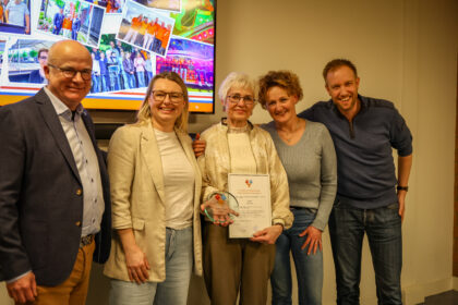 Cobi Crucq benoemd tot erelid van Oranjevereniging Prinses Juliana