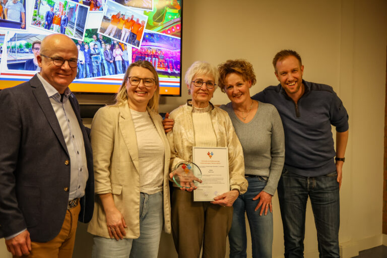 Cobi Crucq benoemd tot erelid van Oranjevereniging Prinses Juliana