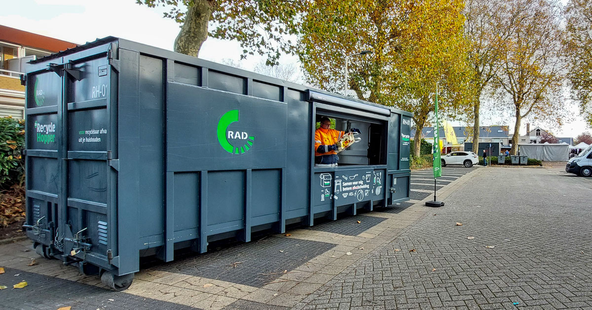 RecycleHopper komt naar Strijen: inwoners kunnen gratis recyclebaar afval inleveren