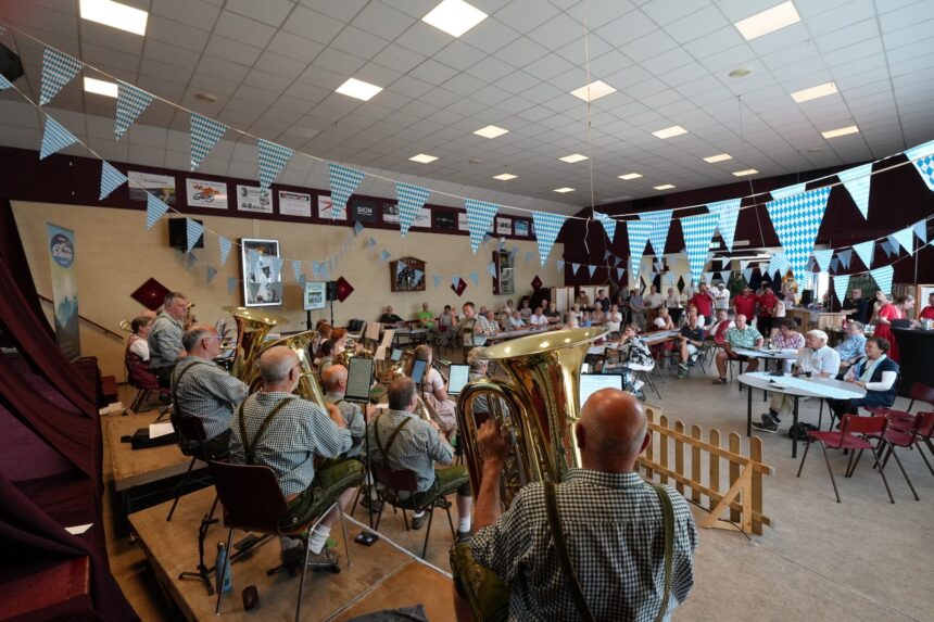 Foto: sfeerbeeld van het Kapellen Festival Hoeksche Waard 2026 in Klaaswaal