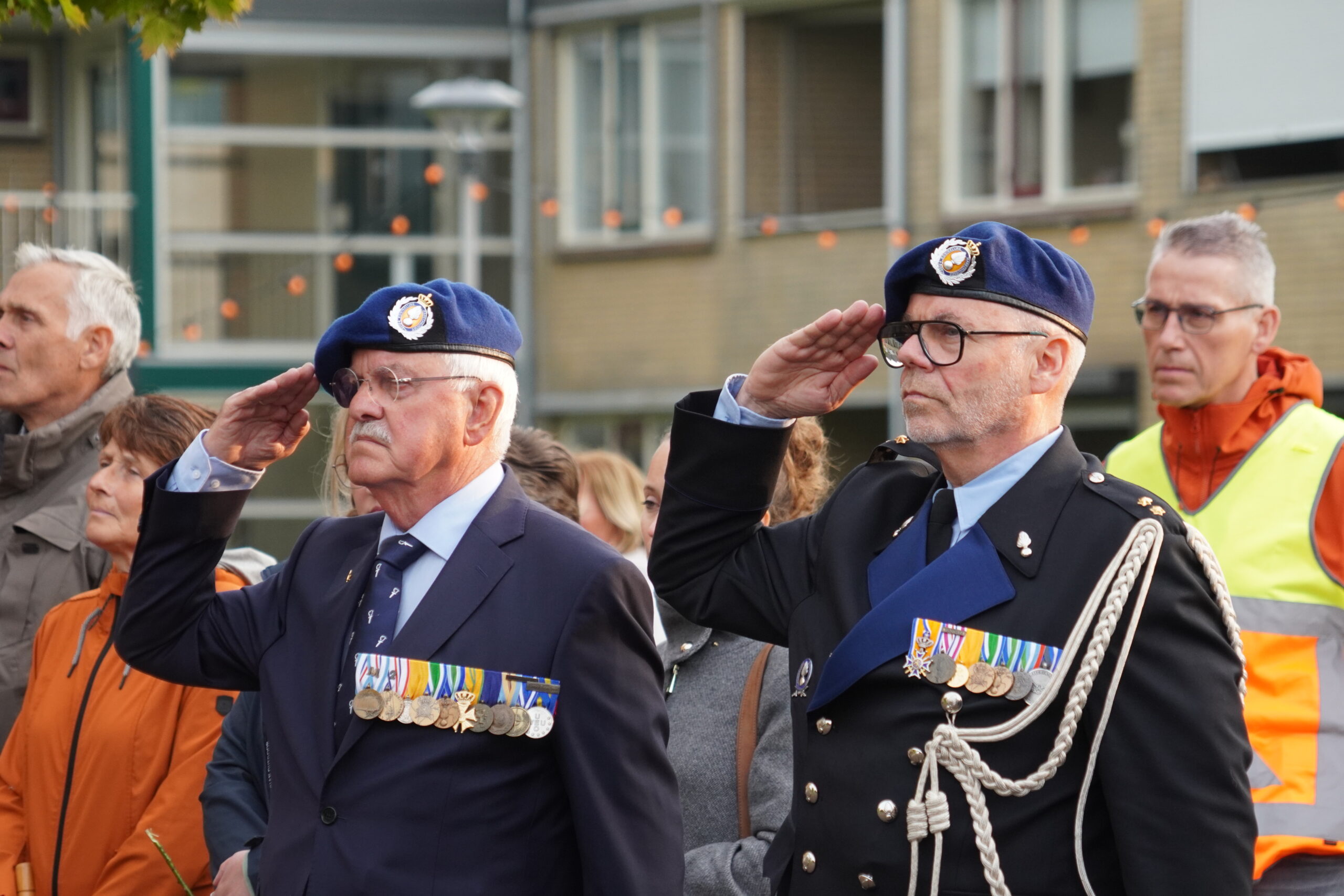 Respectvolle Dodenherdenking in Westmaas