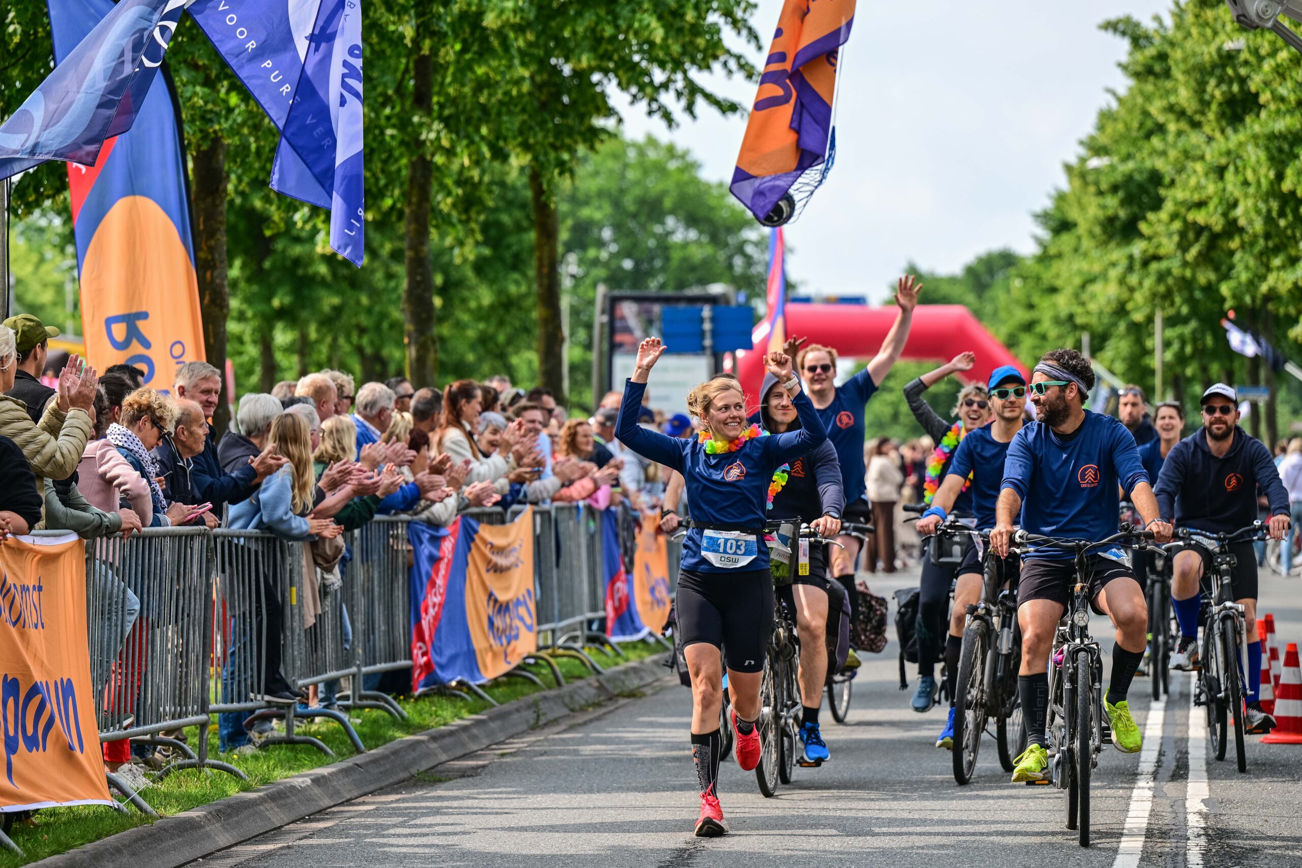 35e Roparun komt voor de 15e keer door Oud-Beijerland