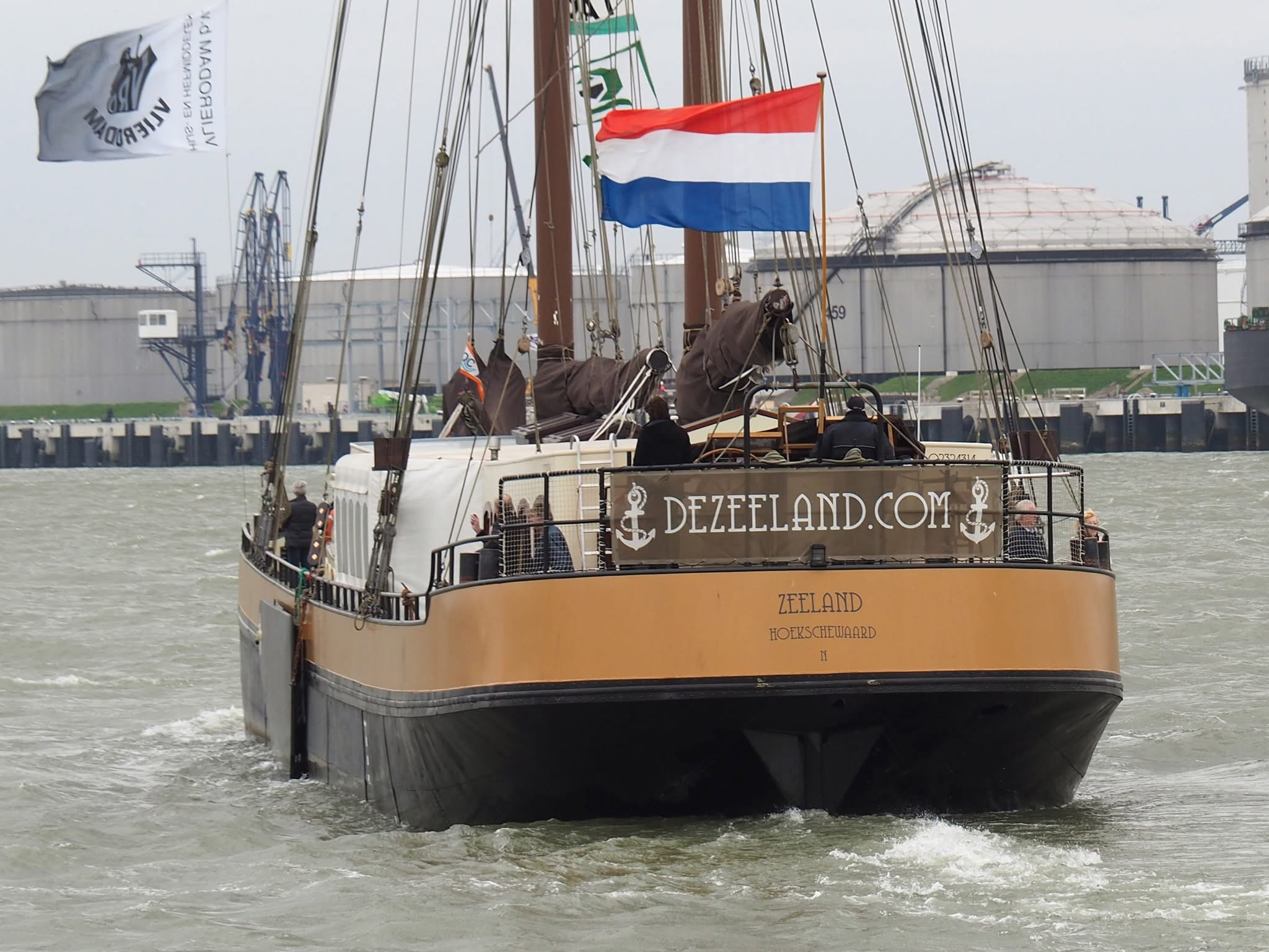 Vaar mee tijdens ‘Dordt in Stoom’ en beleef de vlootschouw vanaf het water