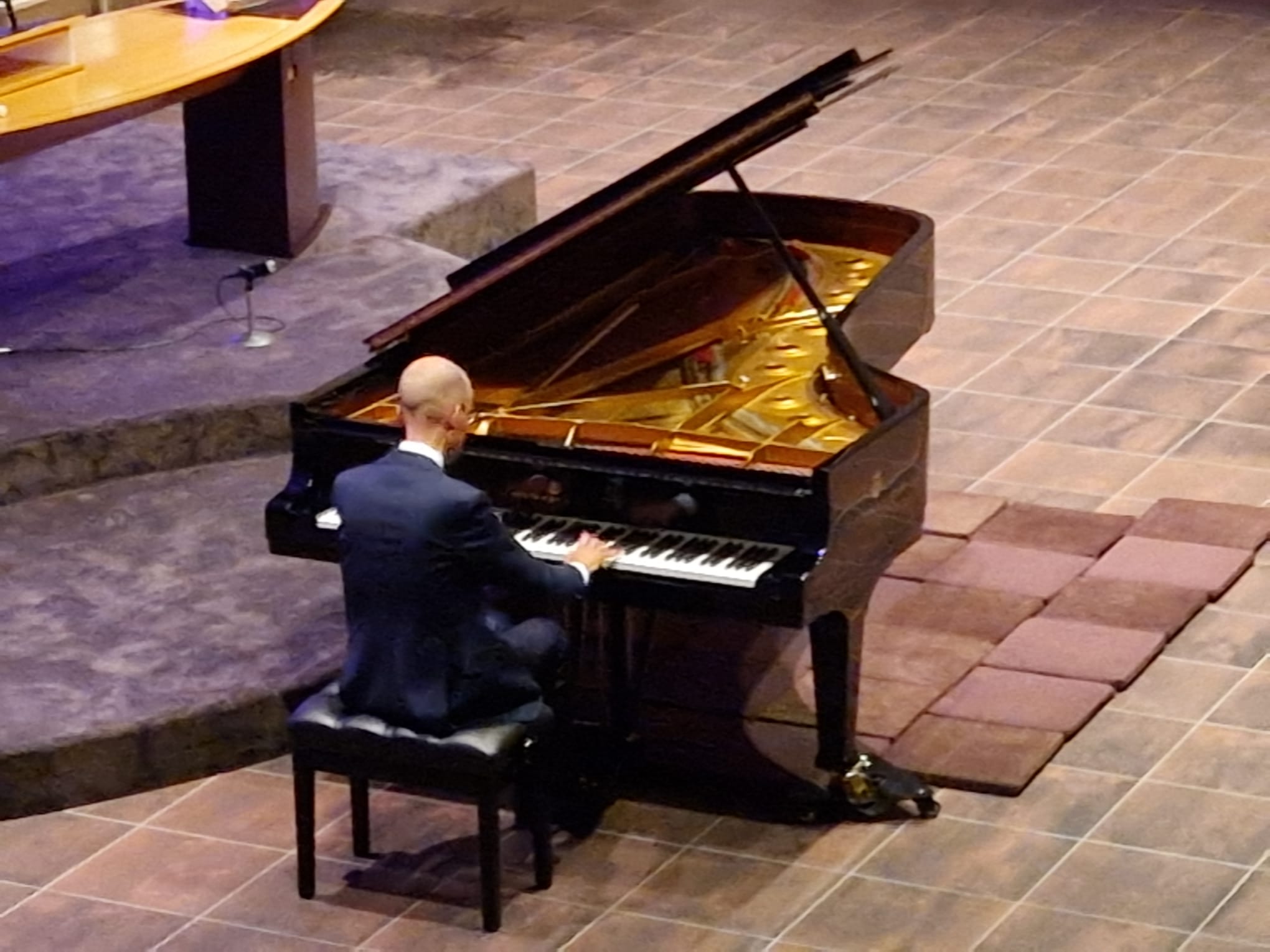 Extra pianoconcert in de Gereformeerde kerk Puttershoek: Jaap Eilander opnieuw naar Hoeksche Waard