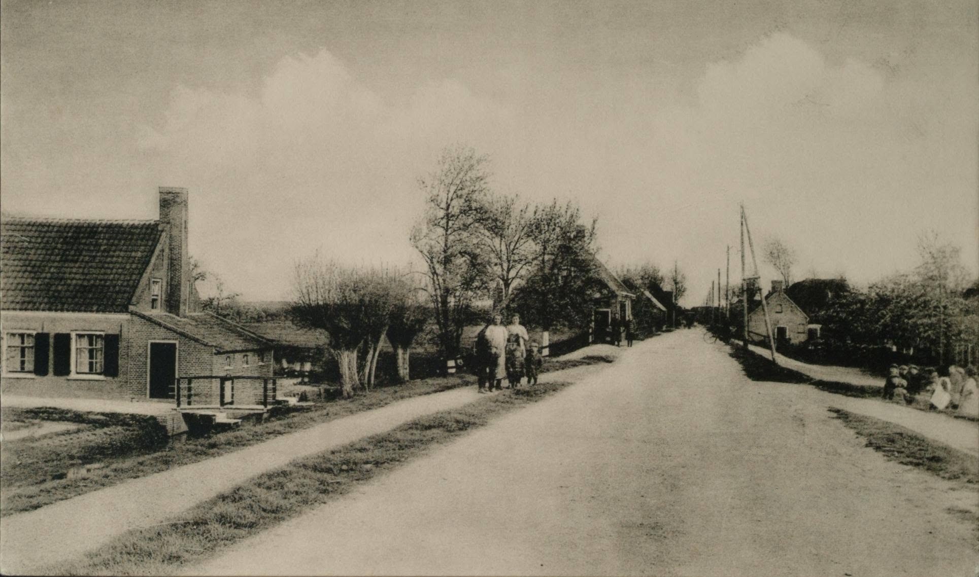 Open archief Historische vereniging ‘s-Gravendeel met Presentatie over Mookhoek ( Strijen ) en Schen