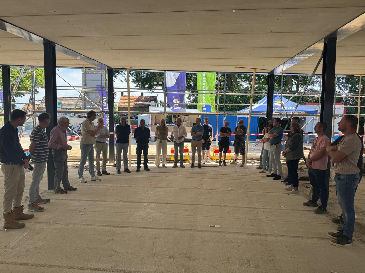 Hoogste punt bereikt van nieuwe multifunctionele accommodatie in Mookhoek