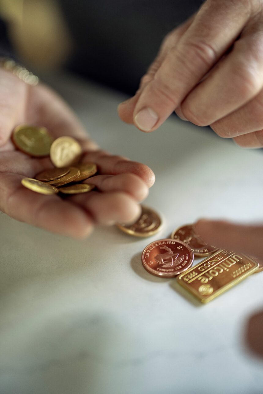 Goudmarkt stabiliseert na recordpiek, vraag naar goud en zilver blijft onverminderd hoog