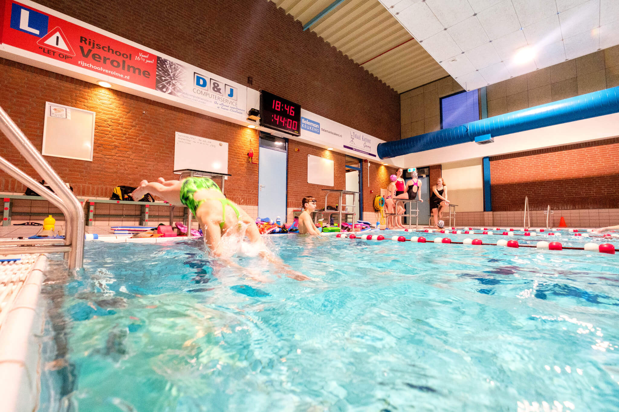 Goeree-Overflakkee wil zwembad De Staver in Sommelsdijk vanaf 3 mei 2027 tijdelijk sluiten