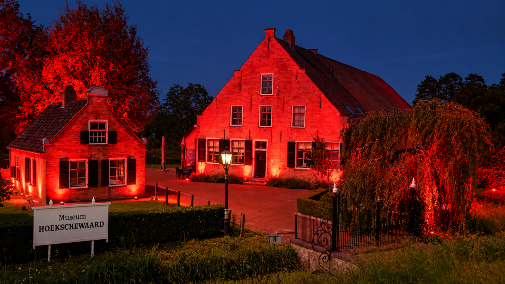 Museum Hoeksche Waard kleurt rood voor Hartstichting